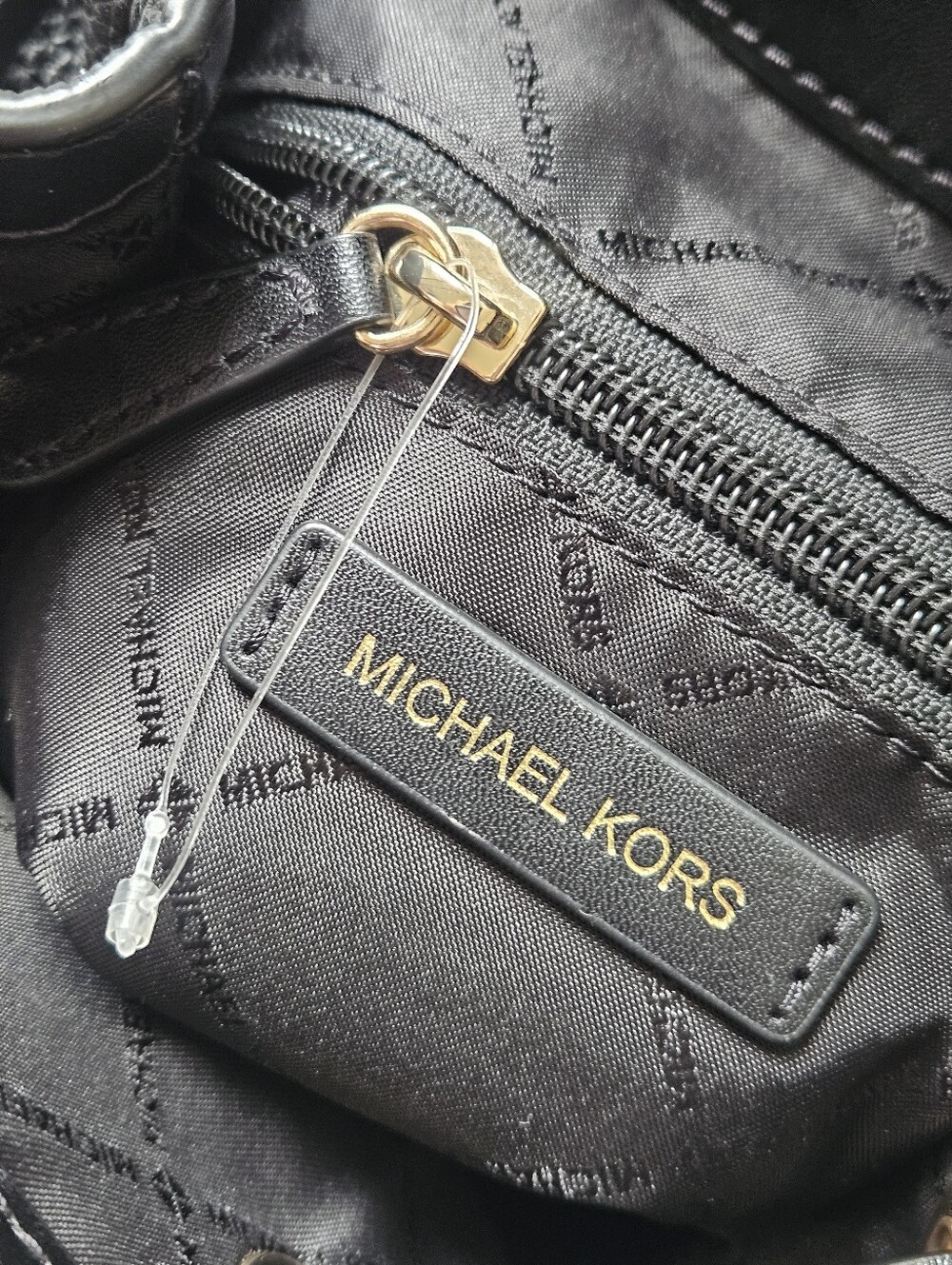 Michael Kors Womens Jet Set Medium Pebbled Black Leather Backpack - Picture 9 of 10